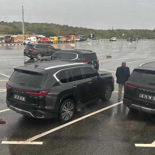 24 deputados investigados em “esquema” de carros oficiais   