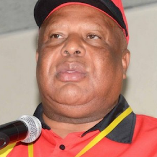 Higino Carneiro rejeita acusações e reafirma candidatura à liderança do MPLA