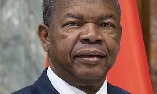 João_Lourenço_com_legenda