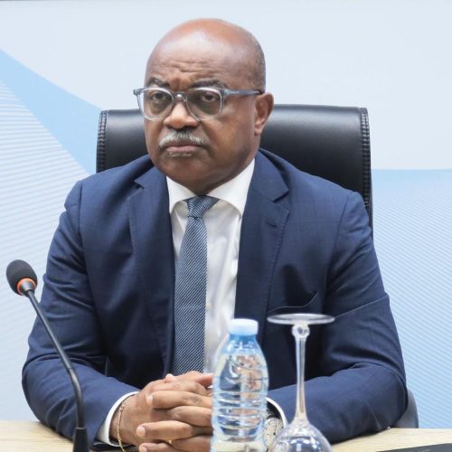 Mário Oliveira afunda meios apreendidos – apenas TV Zimbo sobrevive no meio de um império confiscado