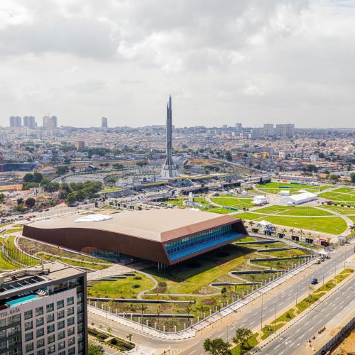 85 Milhões desperdiçados: Mais de 170 escolas podiam ser construídas