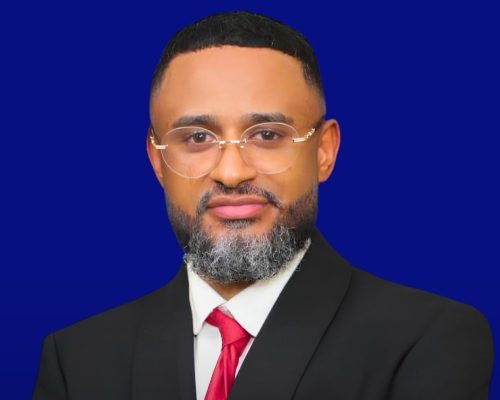 “A democracia foi traída” – diz Luís Castro líder do Partido Liberal