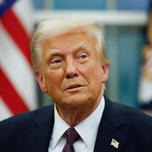 WASHINGTON, DC - JANUARY 20: President Donald Trump signs executive orders in the Oval Office on January 20, 2025 in Washington, DC.  Trump takes office for his second term as the 47th president of the United States. (Photo by Anna Moneymaker/Getty Images)