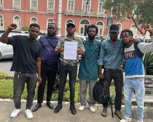 Angolanos marcham este sábado por Kaholo e contra subida do combustível