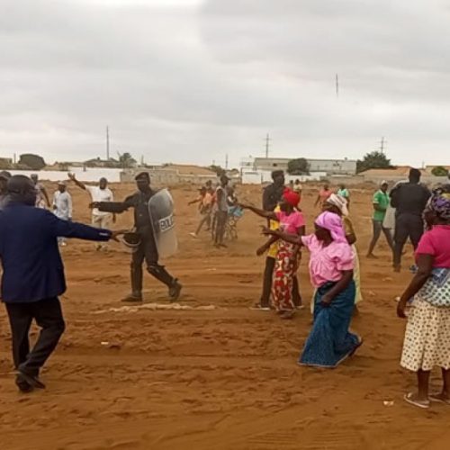 Antigo comandante da Esquadra de Vila Kiaxi no banco dos réus por agressões e detenções arbitrárias de camponesas
