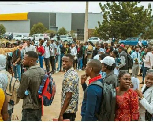 Meu povo de cinturão preto — Coque Mukuta