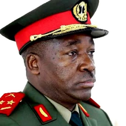 A nova encomenda de Fernando Garcia Miala