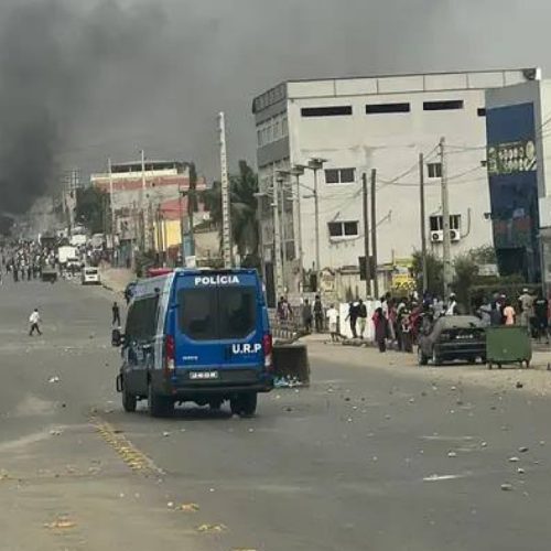 Polícia fala em actos de vandalismo na paralização dos taxistas