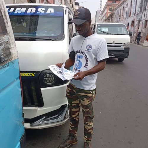 Taxistas mobilizam paralisação nacional de três dias